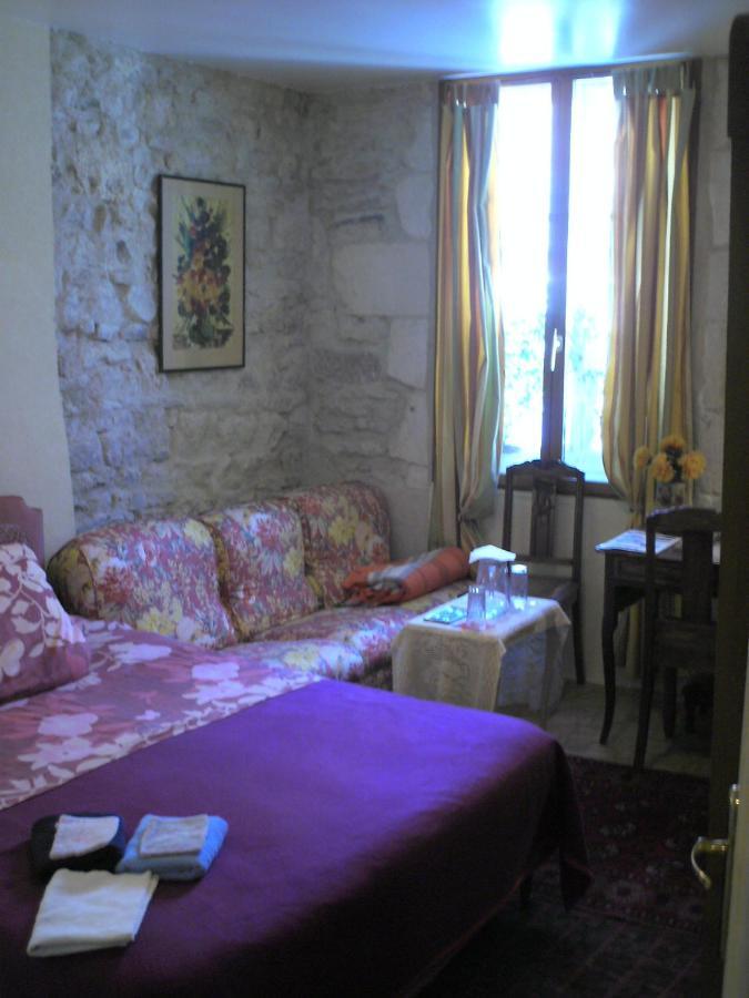 Maison De La Loire La Charite Bagian luar foto