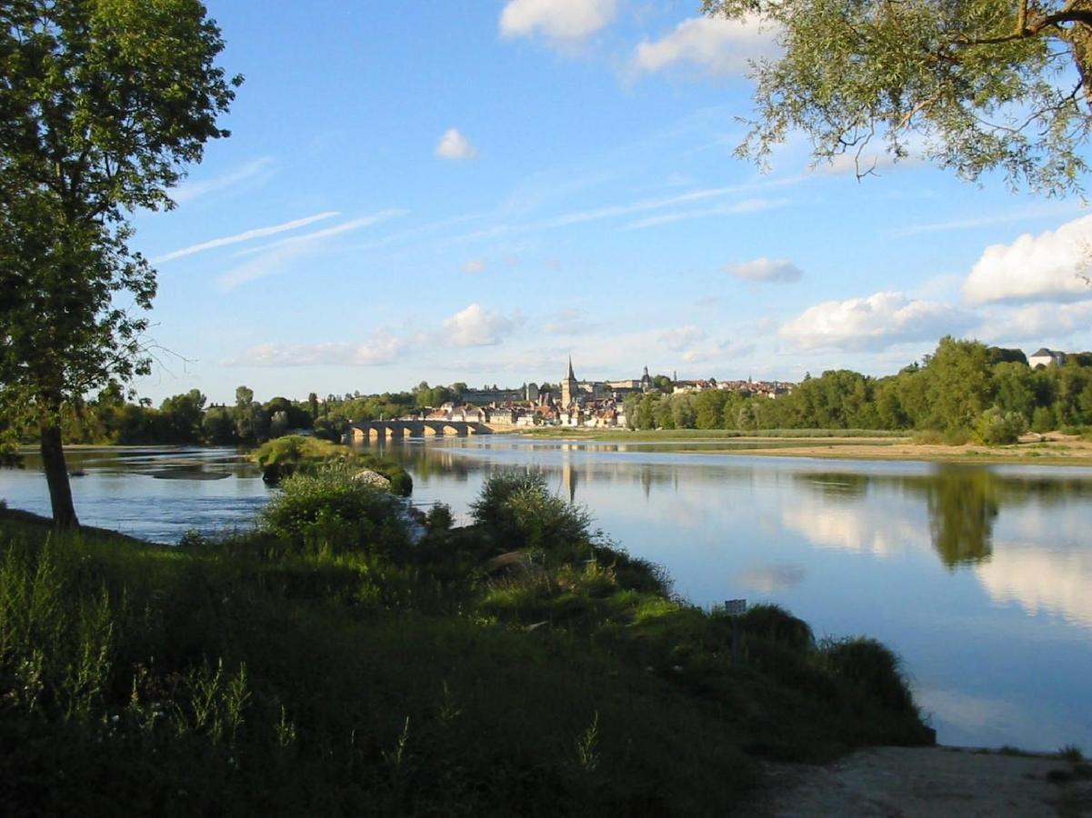 Maison De La Loire La Charite Bagian luar foto